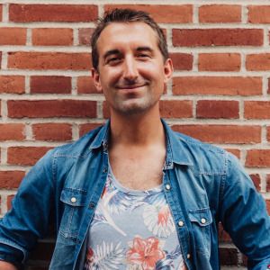 Dimanche 18 mai 2025 // 16 h // Rencontre littéraire : Jean-Marie Magro ‘Radatouille – Meine Tour de France zu Burgund, Baguettes und Banlieues’ // CCFA // Lecture en allemand – discussion en français